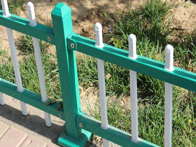 鋅鋼草坪護欄